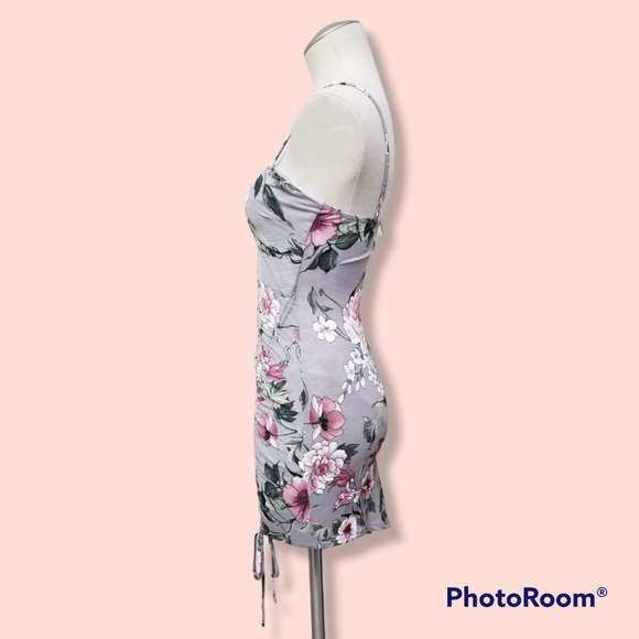 NWT Floral Bodycon Side Ruched Mini Dress - Picture 3 of 7